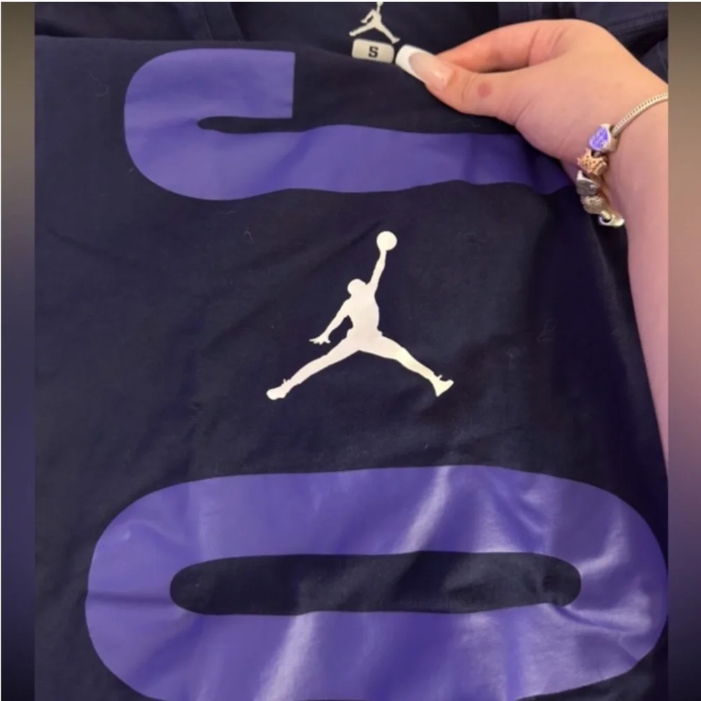 RARE air jordan jumpman logo shirt
